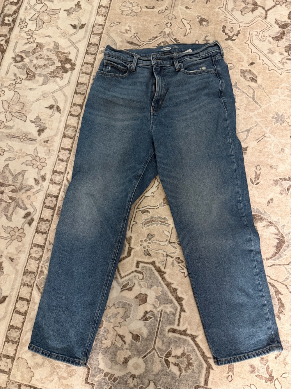 Old Navy Women's Boyfriend Jeans in Medium Blue Wash
